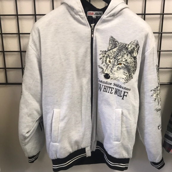 NWT Canada Athletics White Wolf Quilt Lined Jacket Size M - Picture 1 of 6